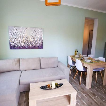 Stella boutigue rooms Néa Péramos Esterno foto