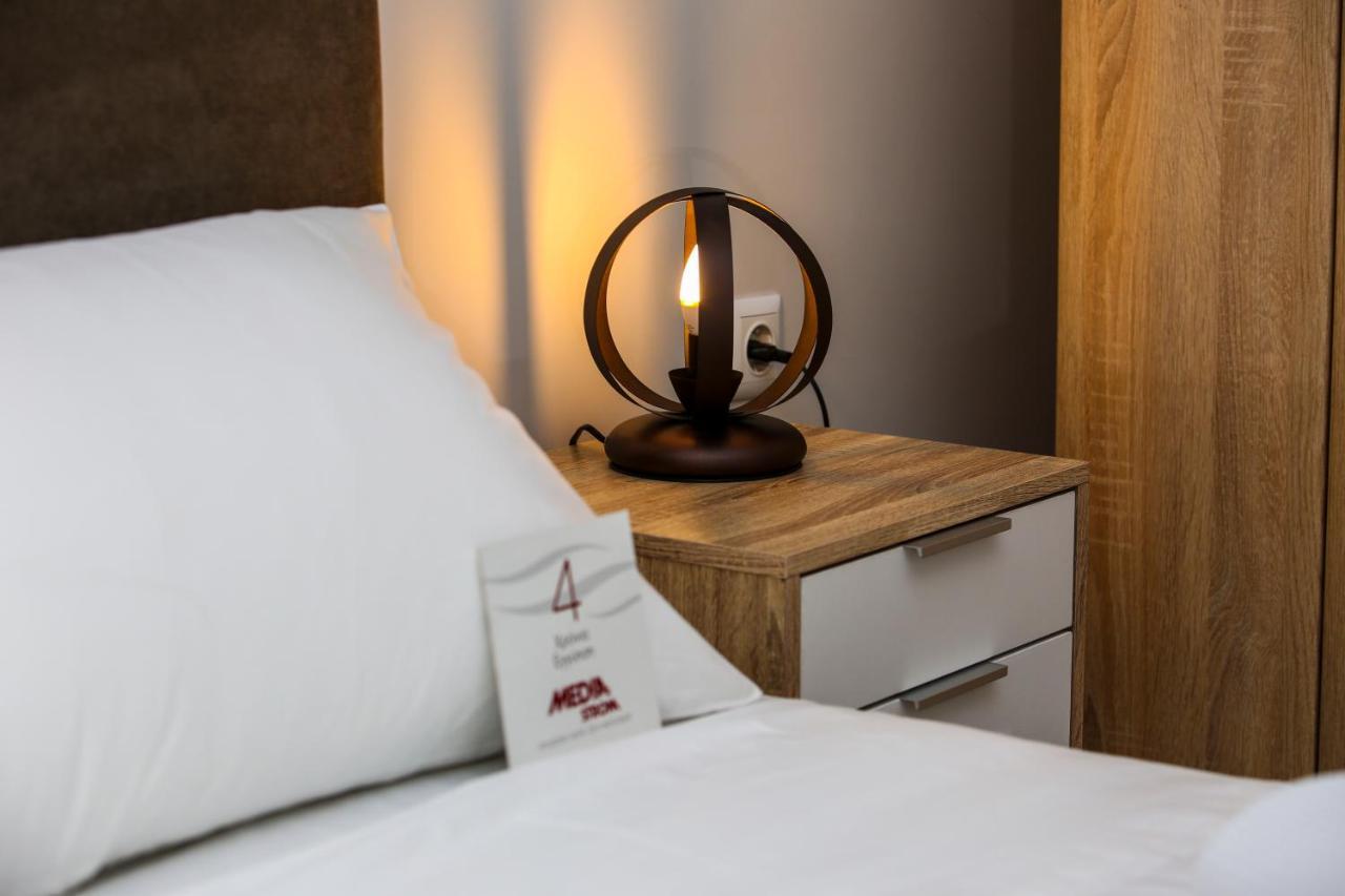 Stella boutigue rooms Néa Péramos Esterno foto
