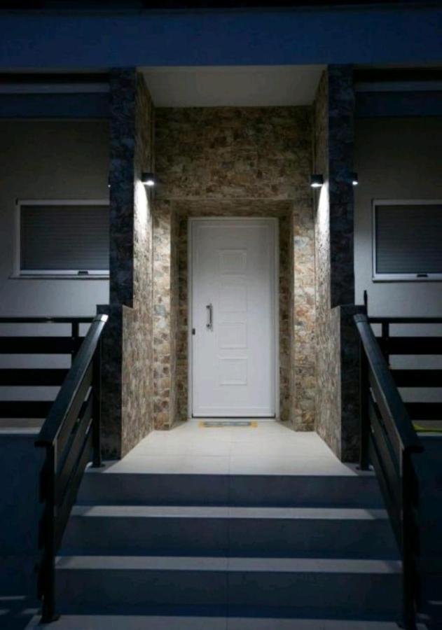 Stella boutigue rooms Néa Péramos Esterno foto